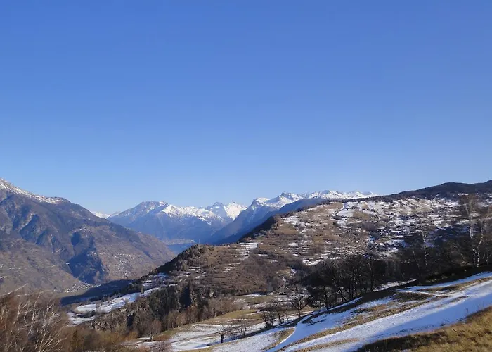 ベッド・アンド・ブレックファスト B＆B アイショル 3*